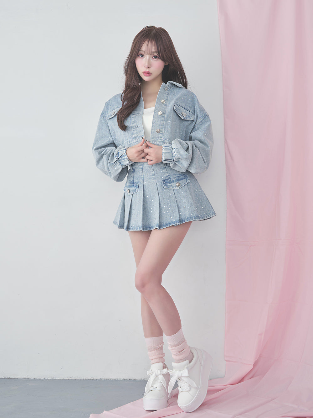 モデル：156cm（着用サイズ：S　着用カラー：I-BLU）