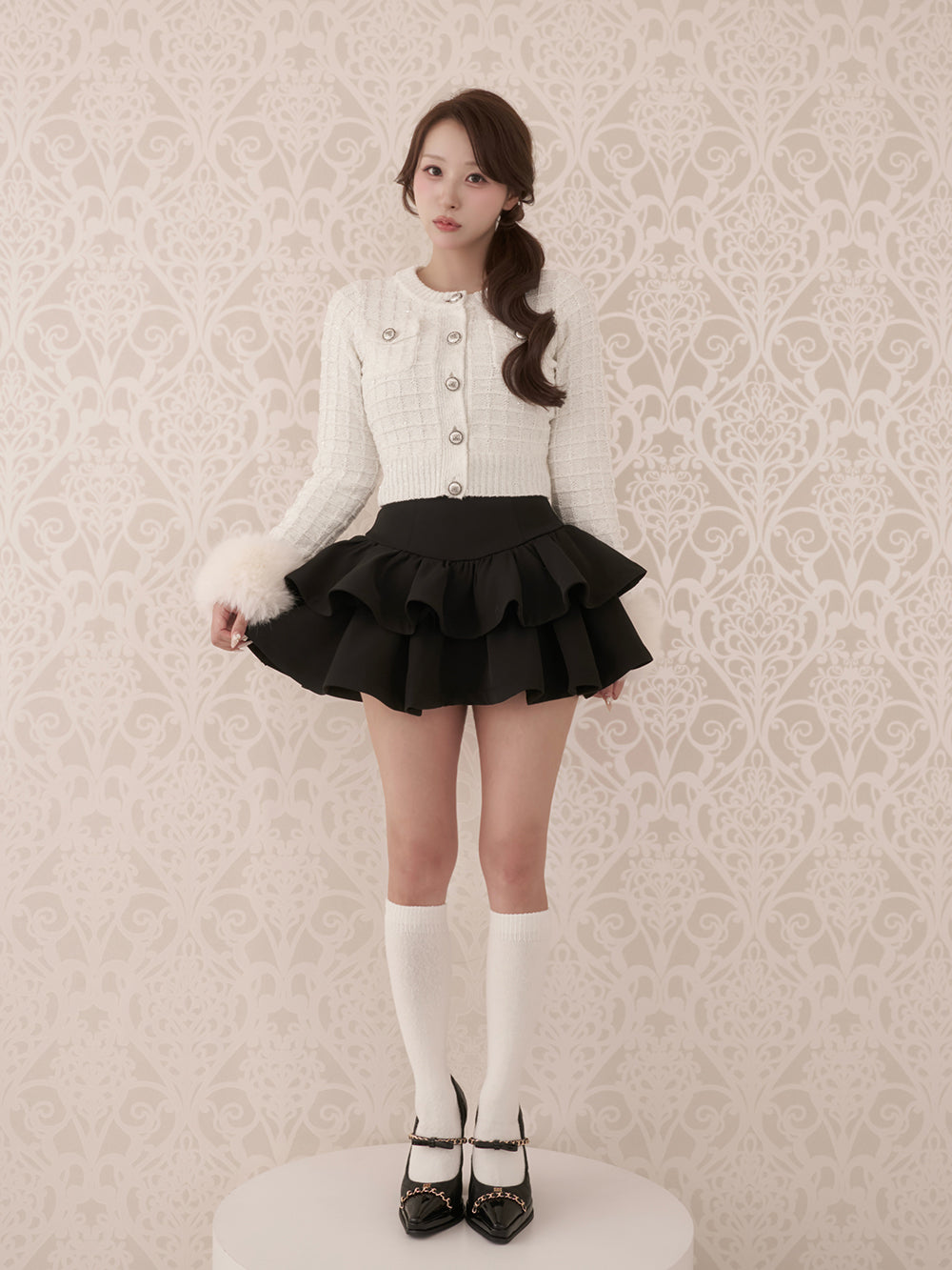 モデル：156cm（着用サイズ：FREE　着用カラー：BLK）