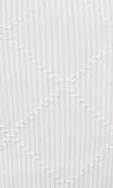 モデル：156cm（着用サイズ：FREE　着用カラー：WHT）