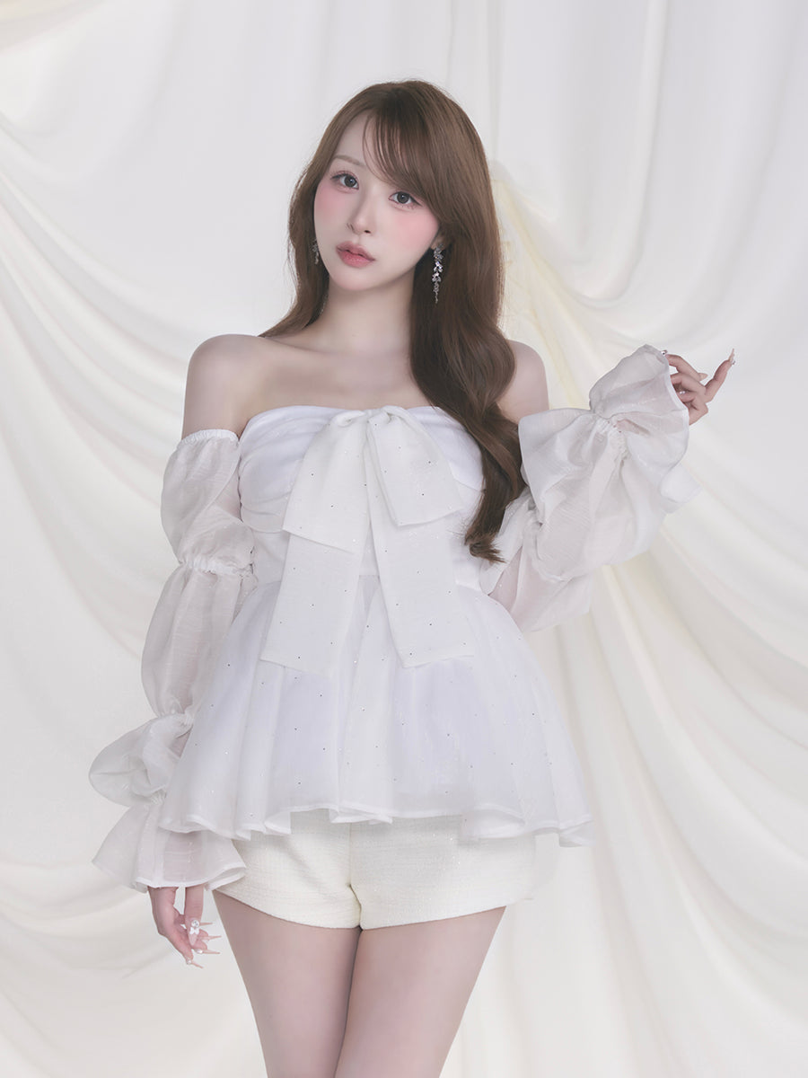 モデル：156cm（着用サイズ：FREE　着用カラー：WHT）