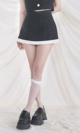 モデル：156cm（着用サイズ：S　着用カラー：BLK）