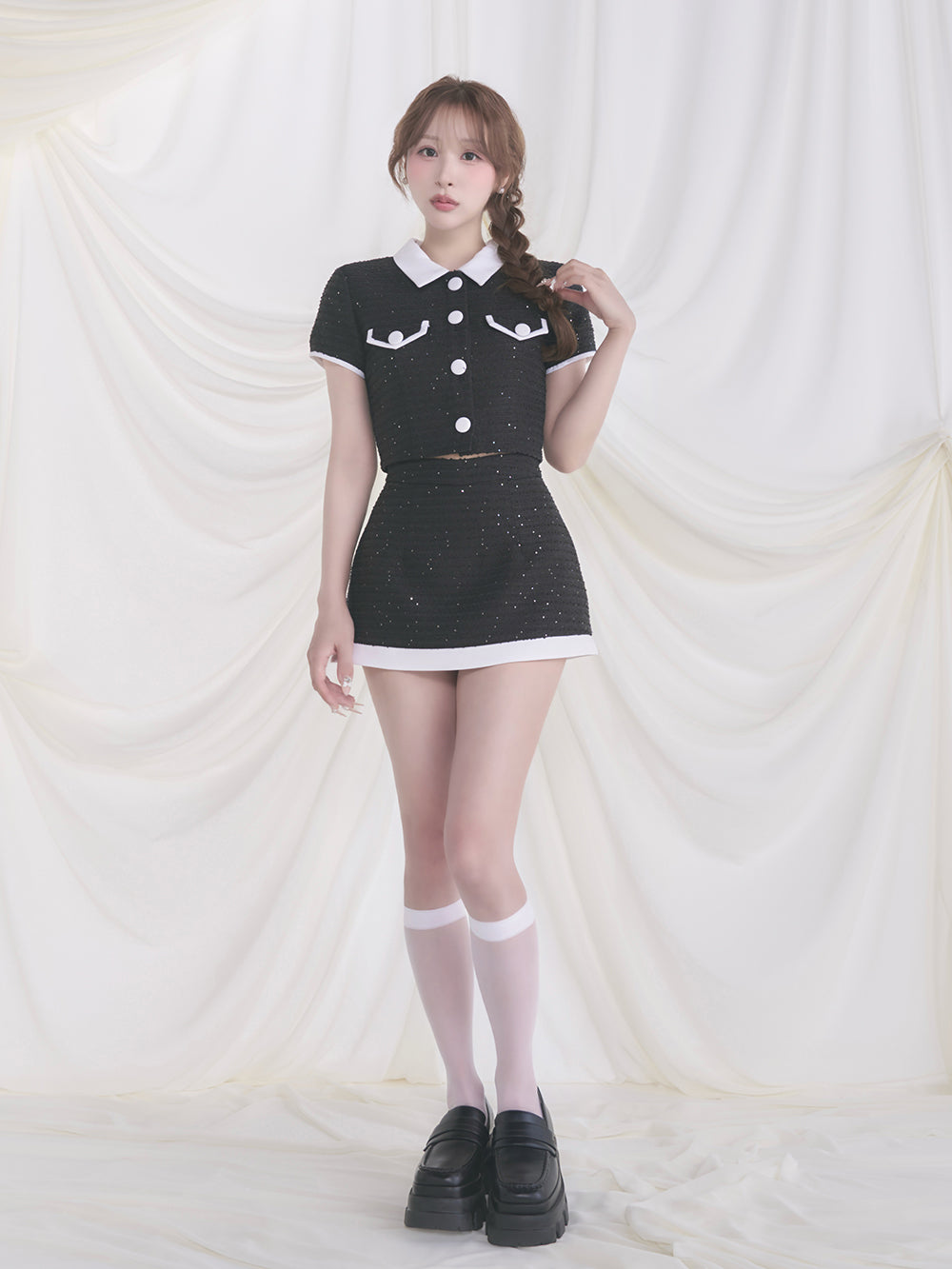 モデル：156cm（着用サイズ：S　着用カラー：BLK）