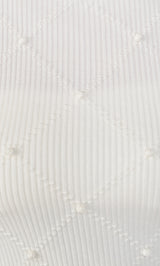 モデル：156cm（着用サイズ：FREE　着用カラー：WHT）