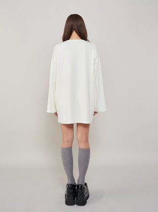 モデル：156cm（着用サイズ：FREE　着用カラー：WHT）