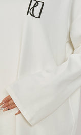モデル：156cm（着用サイズ：FREE　着用カラー：WHT）