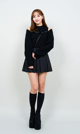 モデル：155cm（着用サイズ：FREE　着用カラー：BLK）