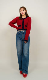 モデル：155cm（着用サイズ：FREE　着用カラー：RED）