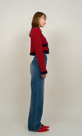 モデル：155cm（着用サイズ：FREE　着用カラー：RED）