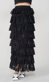 モデル：156cm（着用サイズ：FREE　着用カラー：BLK）