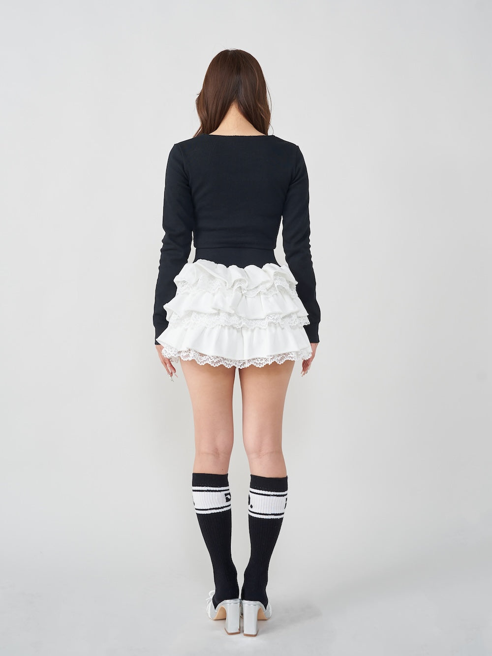 モデル：156cm（着用サイズ：FREE　着用カラー：WHT）