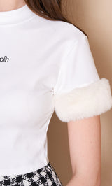 モデル：165cm（着用サイズ：FREE　着用カラー：WHT）