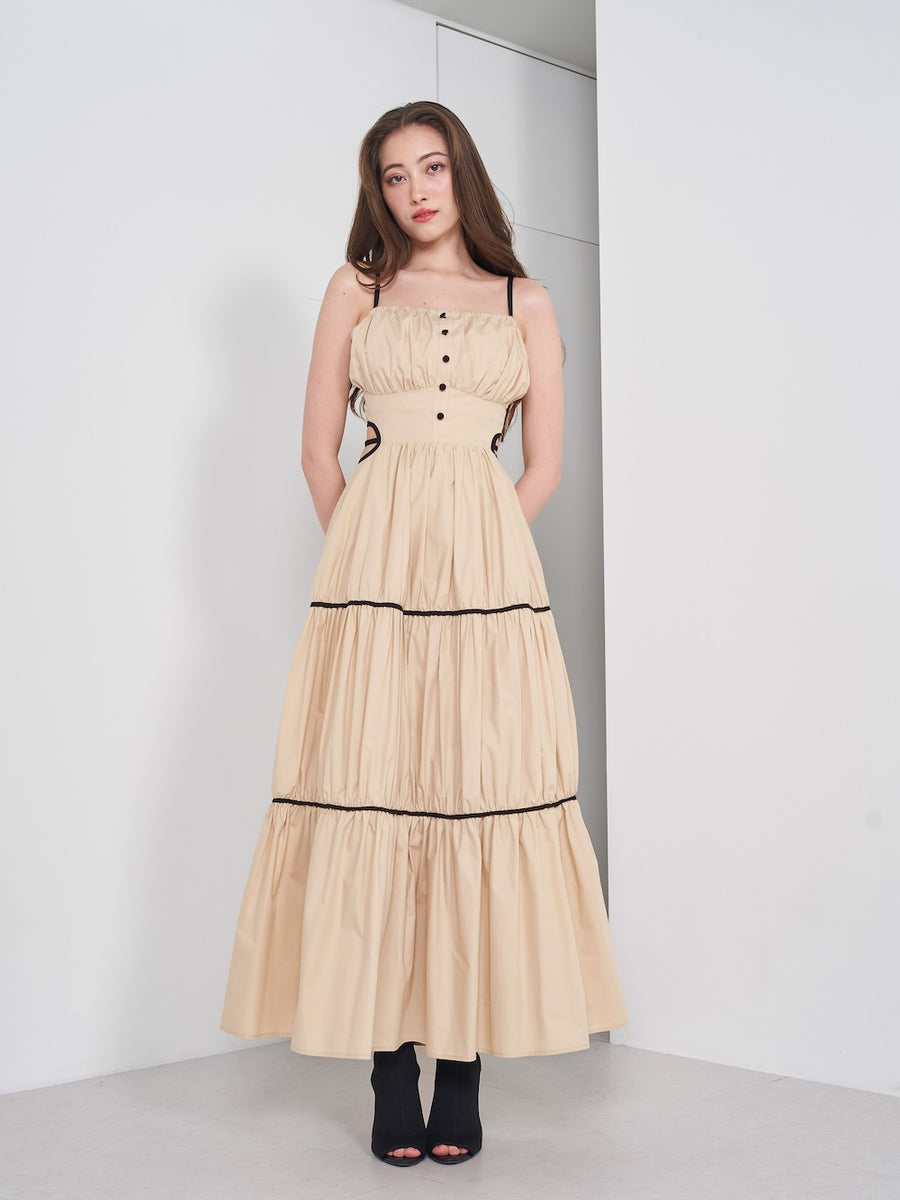 モデル：165cm（着用サイズ：FREE　着用カラー：BEG）