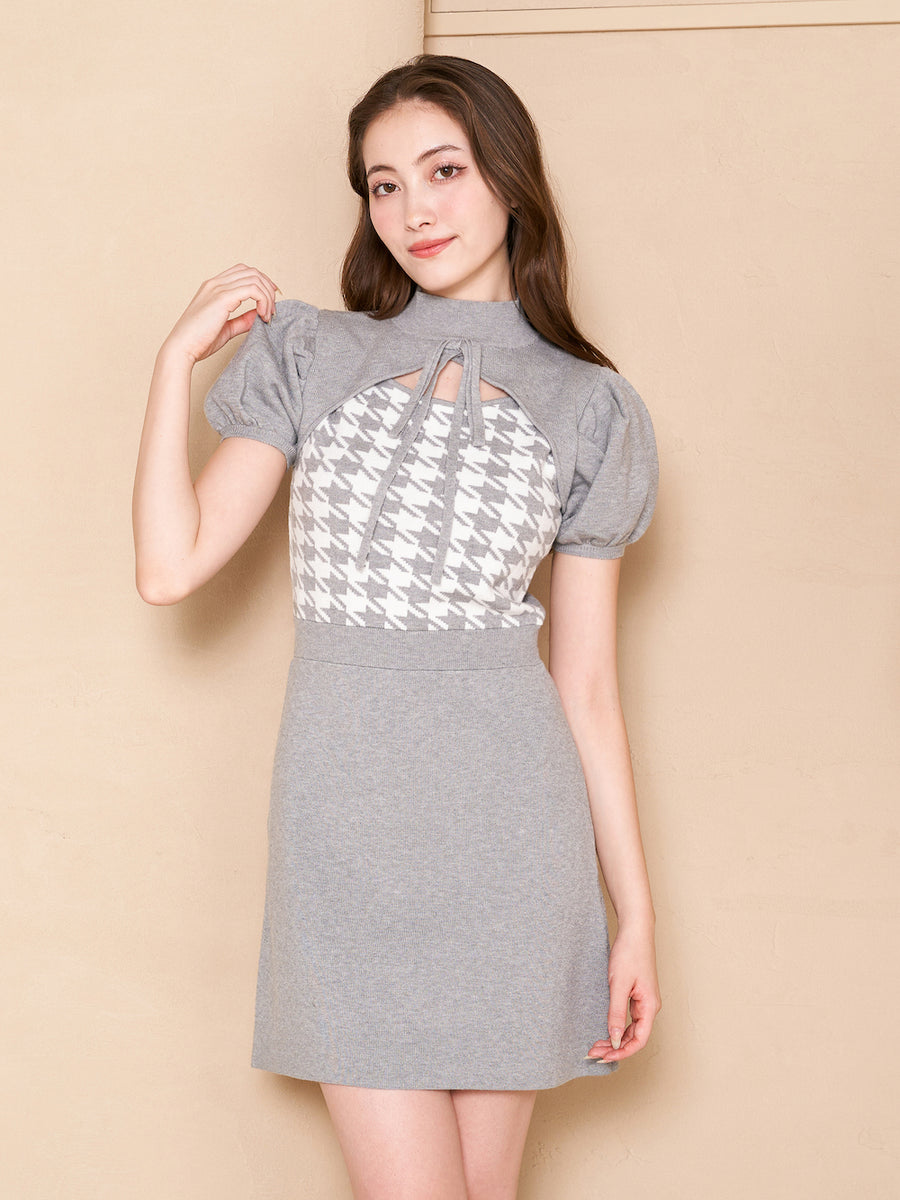 モデル：165cm（着用サイズ：FREE　着用カラー：GRY）