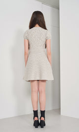 モデル：165cm（着用サイズ：FREE　着用カラー：GRY）