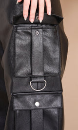 モデル：165cm（着用サイズ：S　着用カラー：BLK）