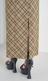 モデル：159cm（着用サイズ：FREE　着用カラー：BEG）