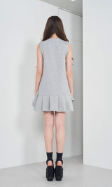 モデル：165cm（着用サイズ：FREE　着用カラー：GRY）