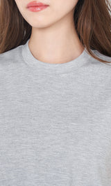 モデル：165cm（着用サイズ：FREE　着用カラー：GRY）