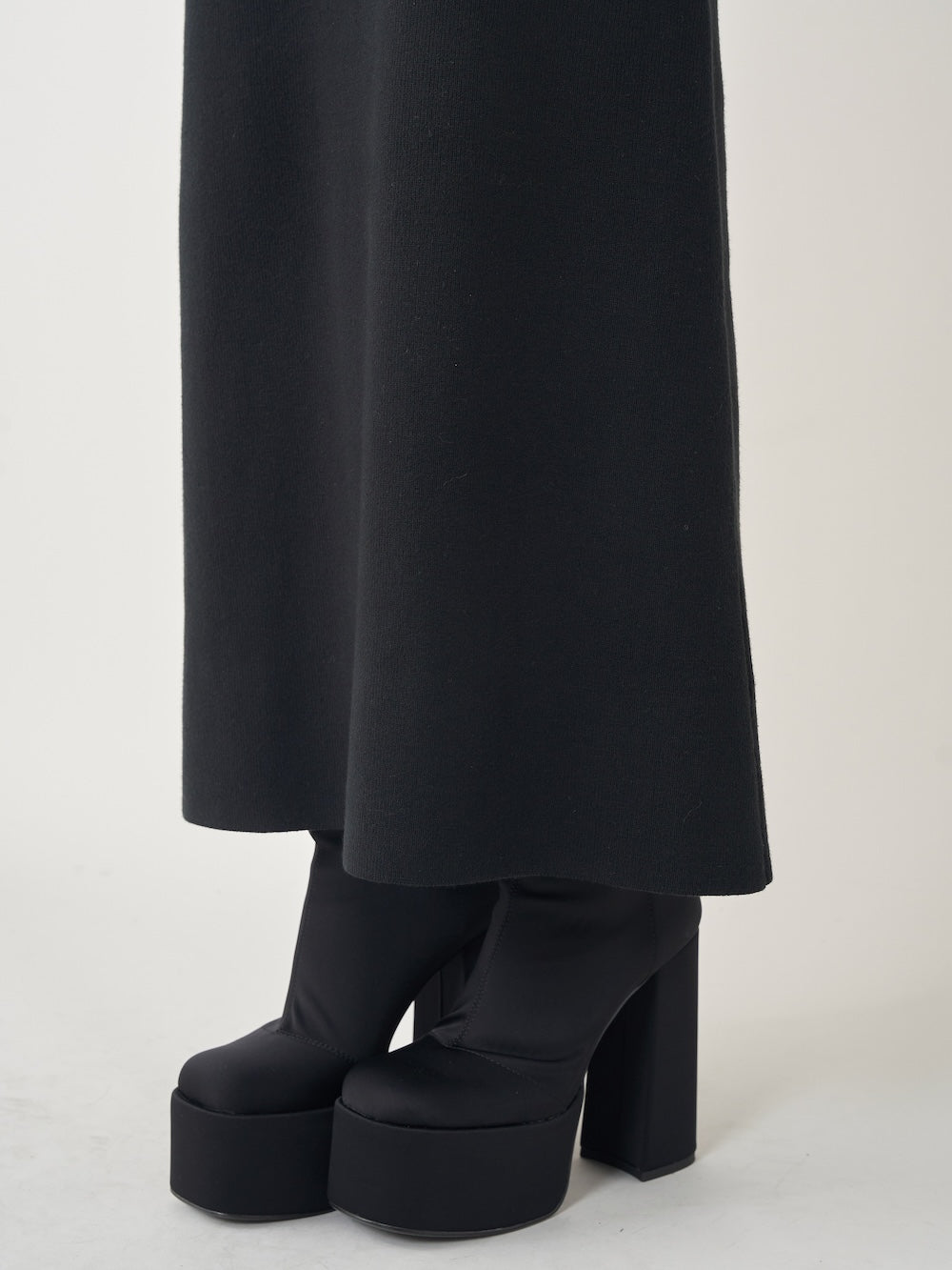 バイカラーデザインニットロングワンピース – Darich (ダーリッチ)