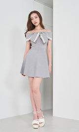 モデル：165cm（着用サイズ：FREE　着用カラー：GRY）