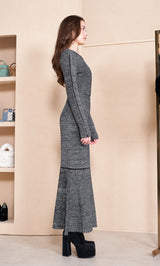 モデル：165cm（着用サイズ：FREE　着用カラー：BLK）