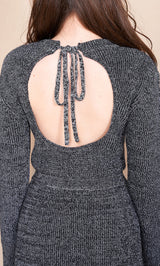 モデル：165cm（着用サイズ：FREE　着用カラー：BLK）