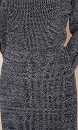 モデル：165cm（着用サイズ：FREE　着用カラー：BLK）