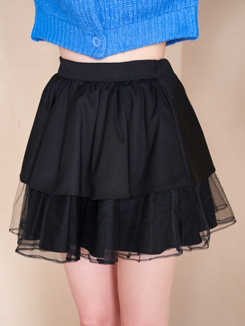 モデル：165cm（着用サイズ：FREE　着用カラー：BLK）