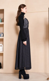 モデル：165cm（着用サイズ：FREE　着用カラー：BLK）