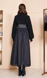 モデル：165cm（着用サイズ：FREE　着用カラー：BLK）