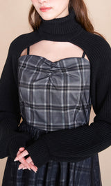 モデル：165cm（着用サイズ：FREE　着用カラー：BLK）