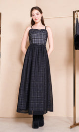 モデル：165cm（着用サイズ：FREE　着用カラー：BLK）