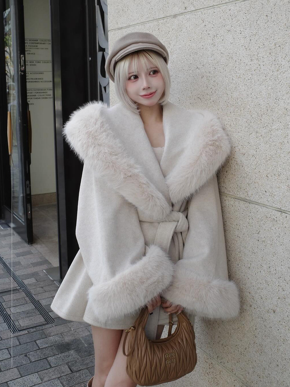 モデル：155cm（着用サイズ：FREE　着用カラー：BEG）