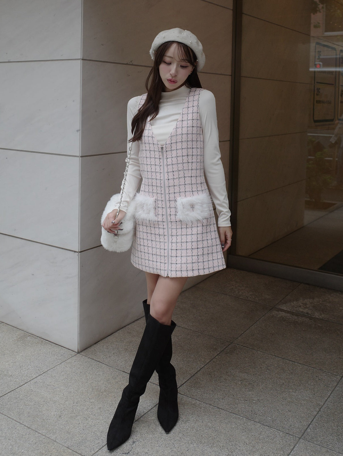 Darich フェイクファーショルダーミニバッグ ホワイト フェイクファーショルダーミニバッグ – Darich