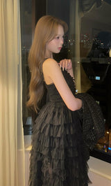 モデル：163cm（着用サイズ：FREE　着用カラー：BLK）
