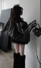モデル：160cm（着用サイズ：FREE　着用カラー：BLK）