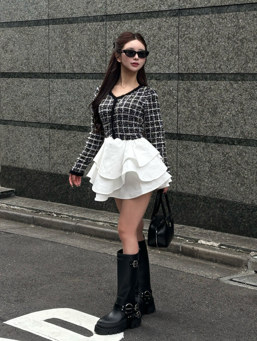 モデル：158cm（着用サイズ：FREE　着用カラー：BLK）
