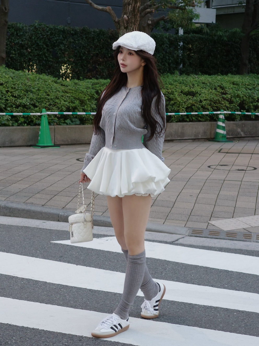 モデル：158cm（着用サイズ：FREE　着用カラー：WHT）