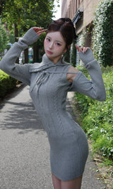 モデル：158cm（着用サイズ：FREE　着用カラー：GRY）