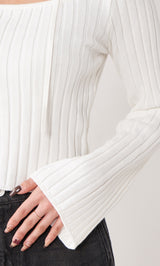 モデル：155cm（着用サイズ：FREE　着用カラー：WHT）