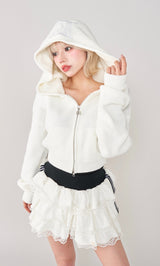 モデル：155cm（着用サイズ：FREE　着用カラー：WHT）