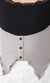 モデル：155cm（着用サイズ：FREE　着用カラー：GRY）