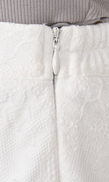 モデル：155cm（着用サイズ：FREE　着用カラー：WHT）