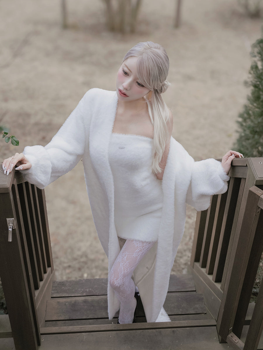 モデル：155cm（着用サイズ：FREE　着用カラー：WHT）