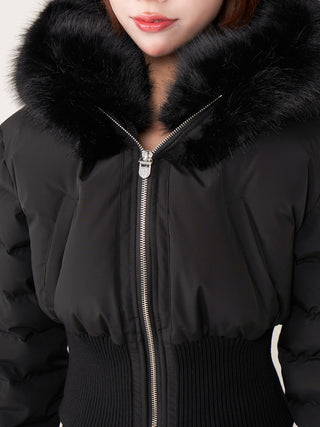 モデル：155cm（着用サイズ：FREE　着用カラー： BLK）