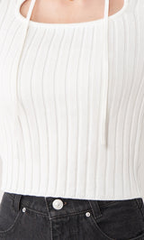 モデル：155cm（着用サイズ：FREE　着用カラー：WHT）