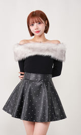 モデル：155cm（着用サイズ：FREE　着用カラー：BLK）