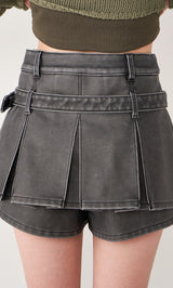 モデル：155cm（着用サイズ：S　着用カラー：BLK）