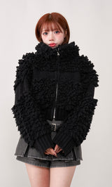 モデル：155cm（着用サイズ：FREE　着用カラー：BLK）