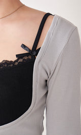 モデル：155cm（着用サイズ：FREE　着用カラー：GRY）
